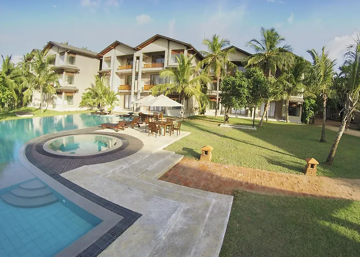 Amaranthe Bay Resort & Spa